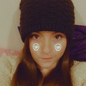 Meet your Posher, Tomara